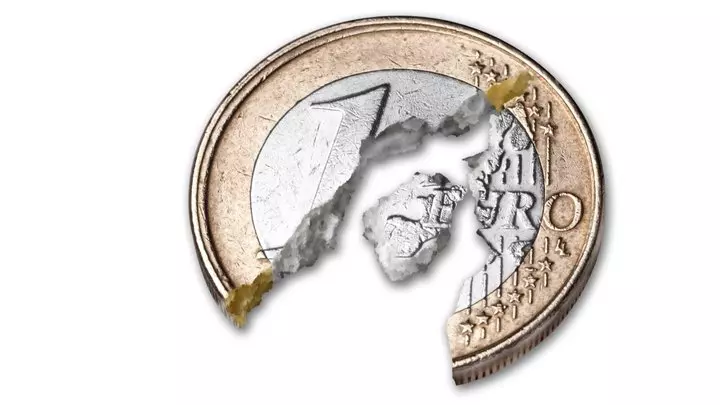 Euro slumps