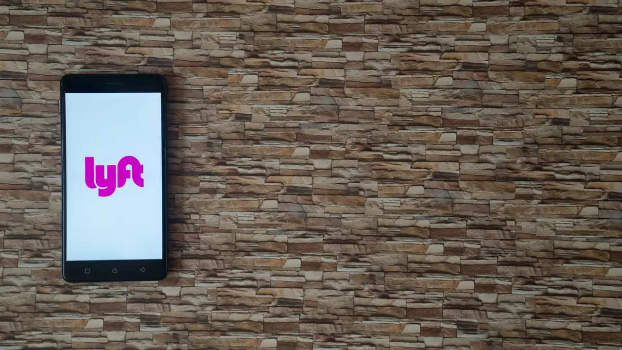 Gwałtowny wzrost ceny Lyft o 21% po IPO. Będzie więcej?
