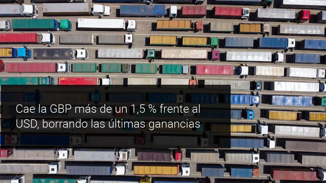 Cae la libra, arrastrada por la nueva cepa de Covid-19 y el cierre de fronteras