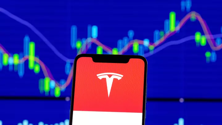 Investment in Bitcoin wirkt sich positiv auf das Quartalsergebnis von Tesla aus