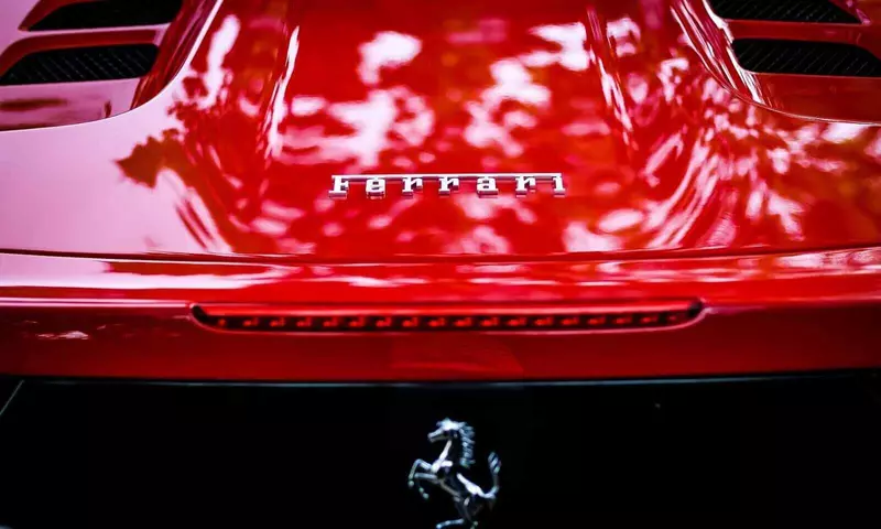 Come comprare Azioni Ferrari nel 2026?
